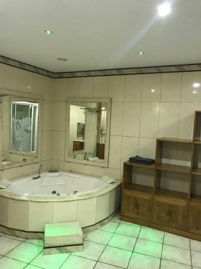 Appartement Du Couvent 나르본 외부 사진